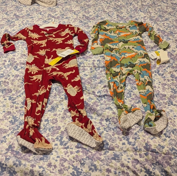 2T Boy's Footed Carter's Sleepers - Picture 2 of 8